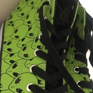 Alien printed converse style shoes